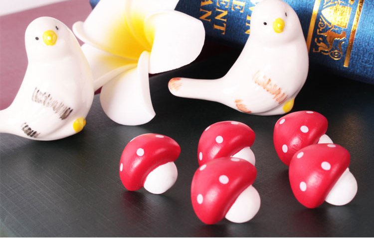 3D Mushroom Push Pins